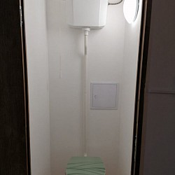 Panel lakás wc hátfal felújítás